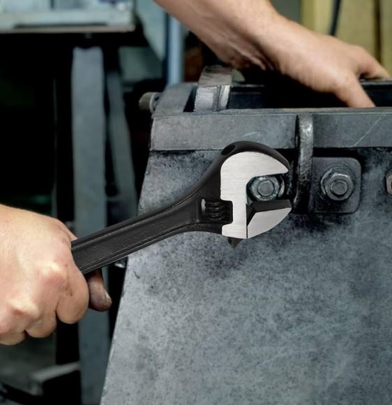 6” 150mm Adjustable Wrench