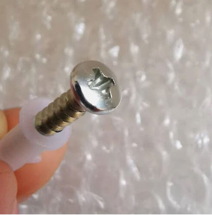 Set of Tapping Steel Screws and wall plugs